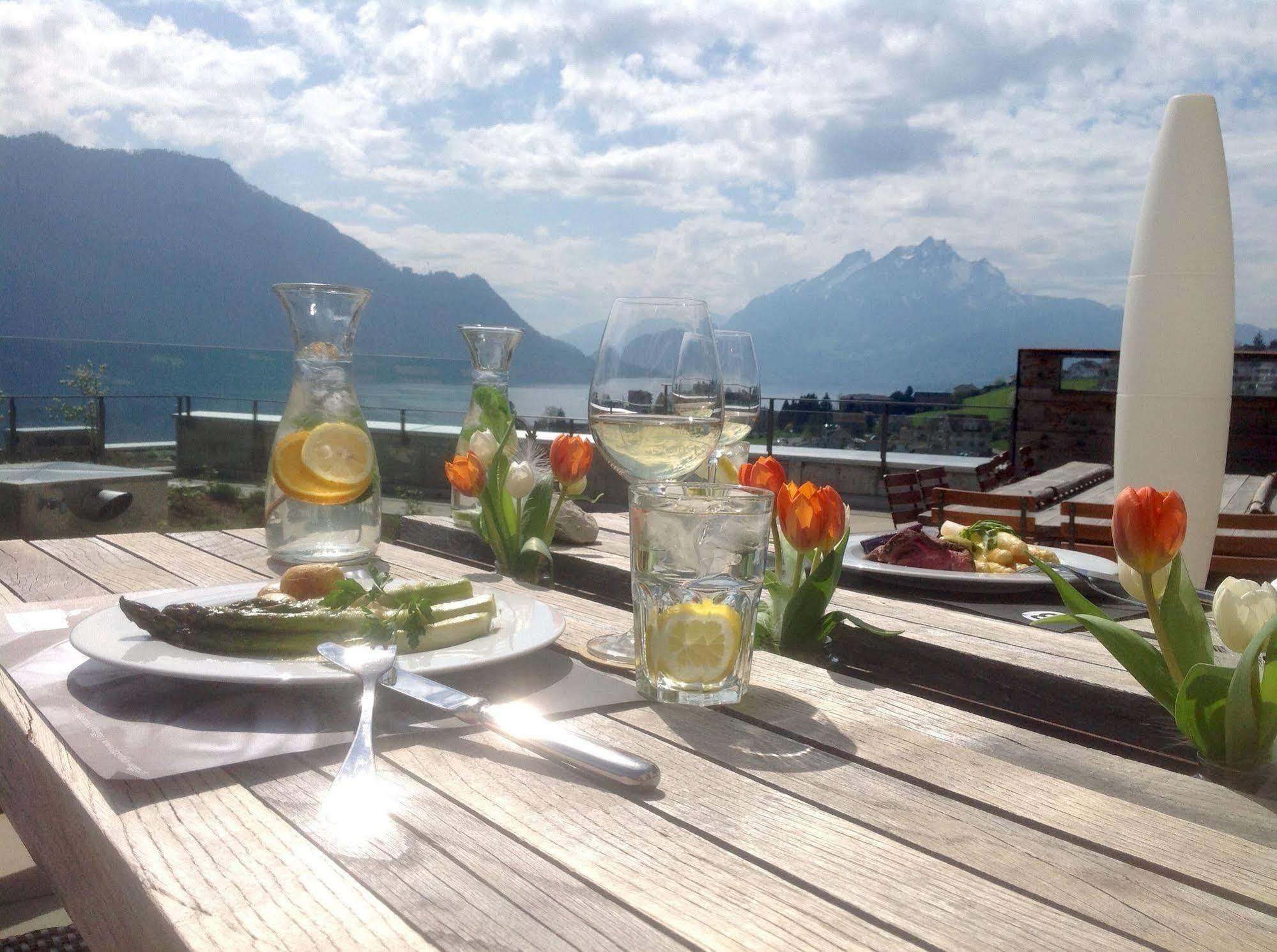 Alpenblick Weggis - Panorama & Alpen Chic Hotel Eksteriør billede